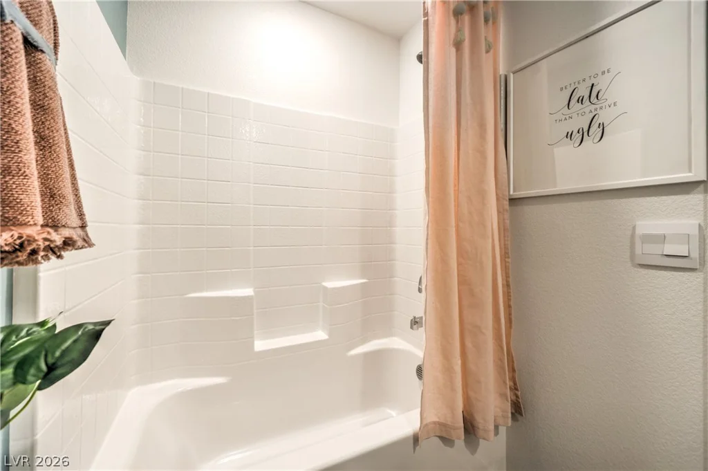 919 Rosy Starling, Henderson, NV 89011