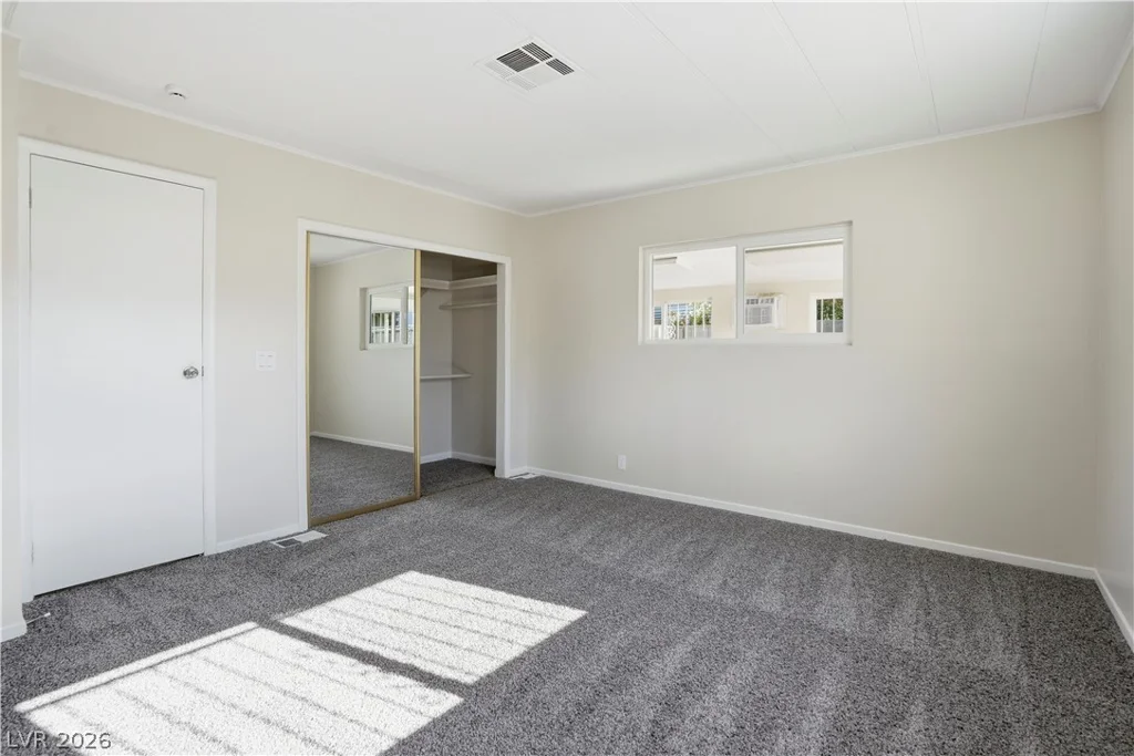 136 Sir George, Las Vegas, NV 89110