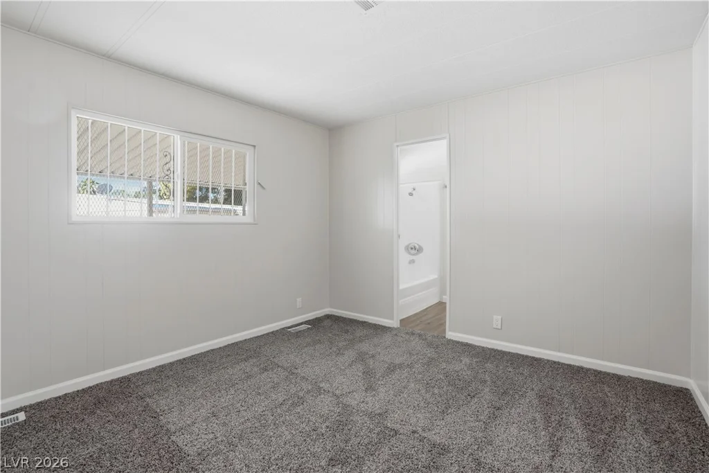 136 Sir George, Las Vegas, NV 89110