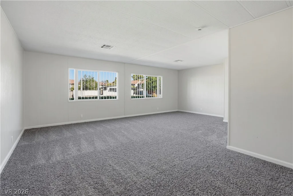 136 Sir George, Las Vegas, NV 89110