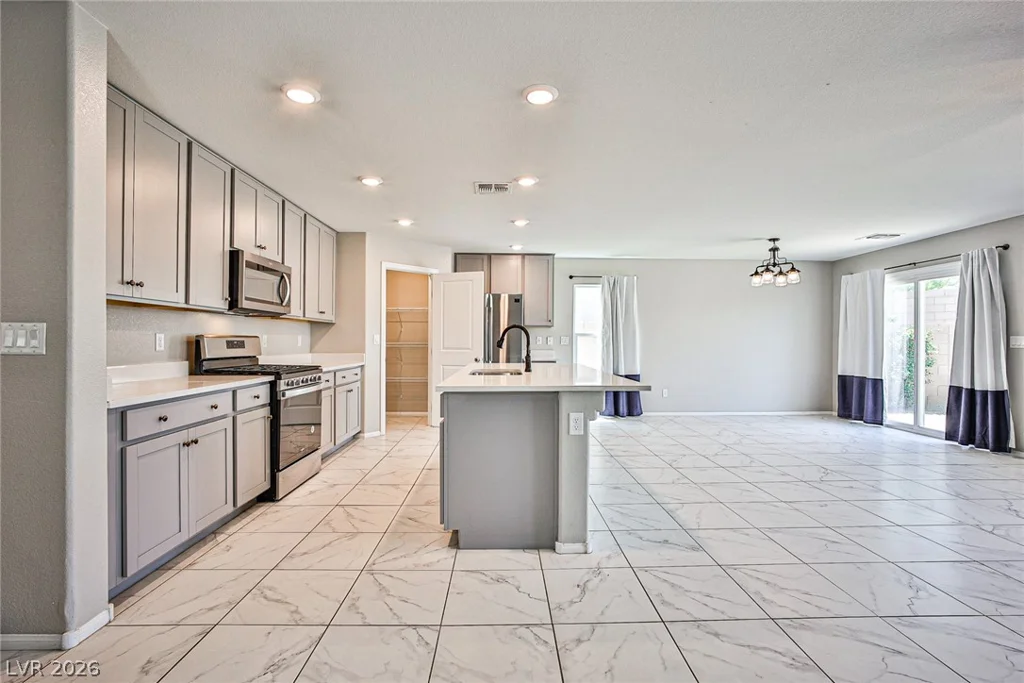 9605 Eamont River, Las Vegas, NV 89178