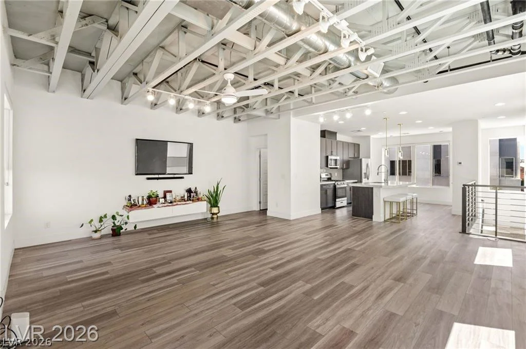 2860 Blue Key, Las Vegas, NV 89123