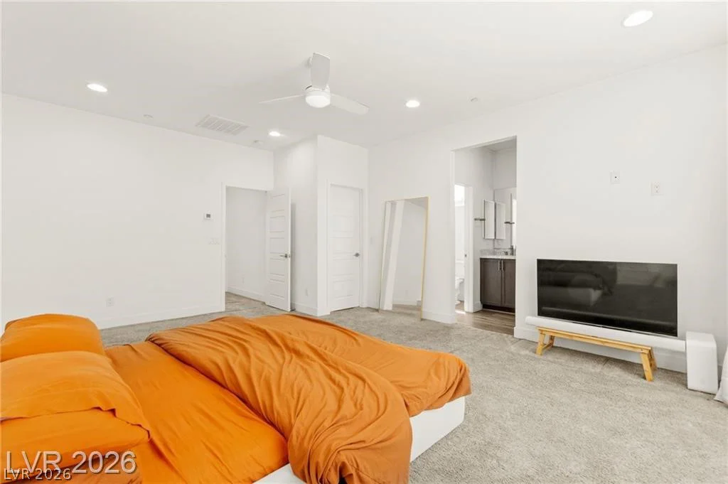 2860 Blue Key, Las Vegas, NV 89123