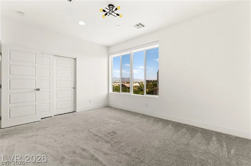 2860 Blue Key, Las Vegas, NV 89123