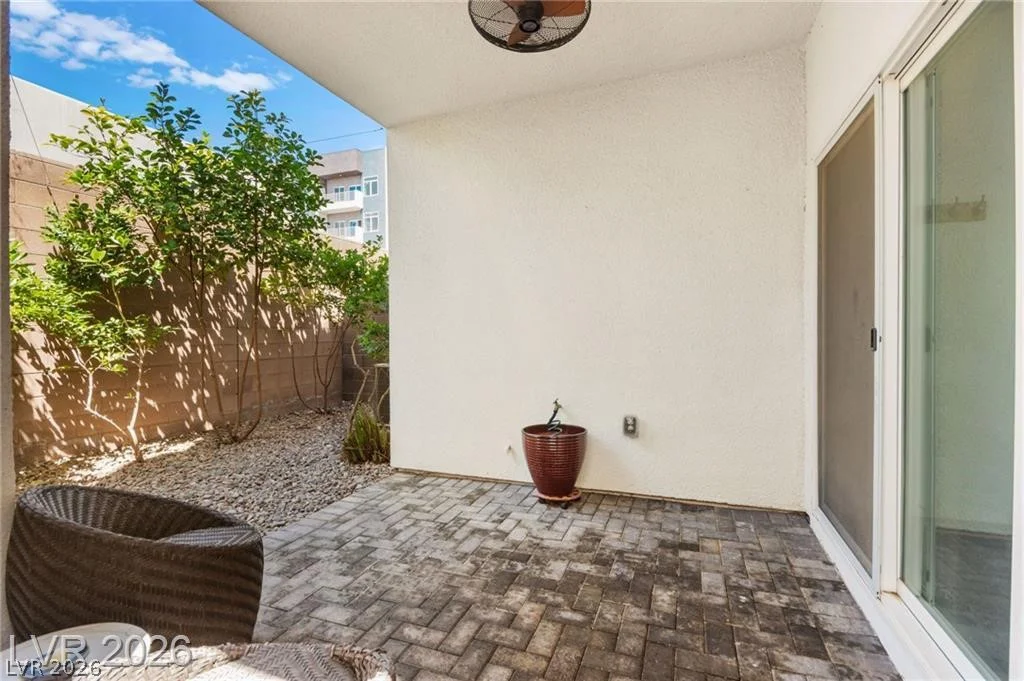 2860 Blue Key, Las Vegas, NV 89123