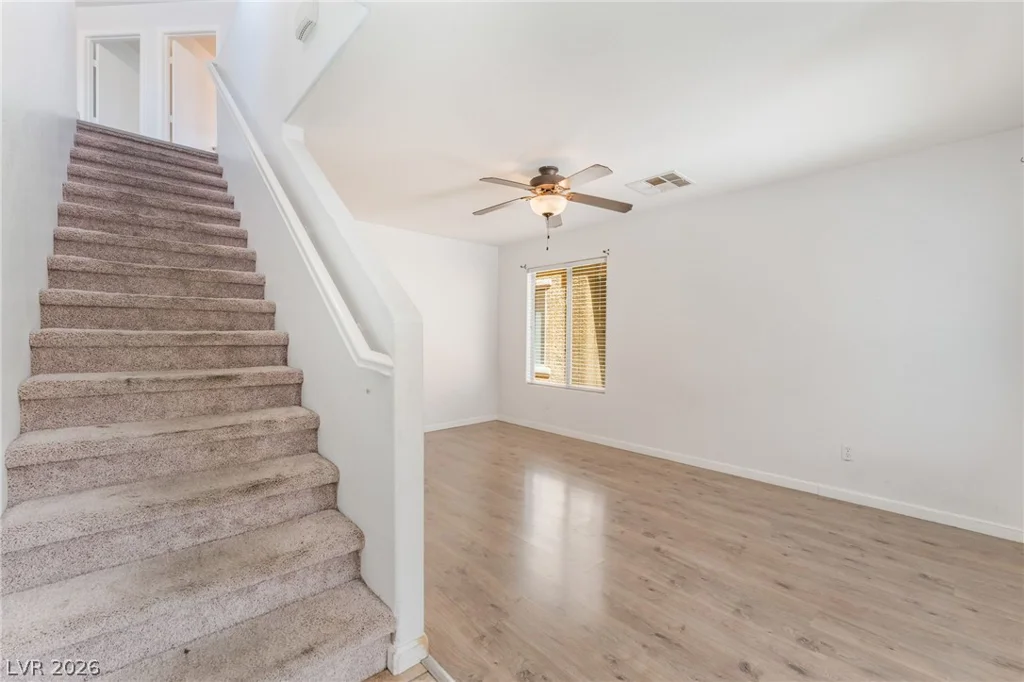 6924 Dancing Cloud, Henderson, NV 89011