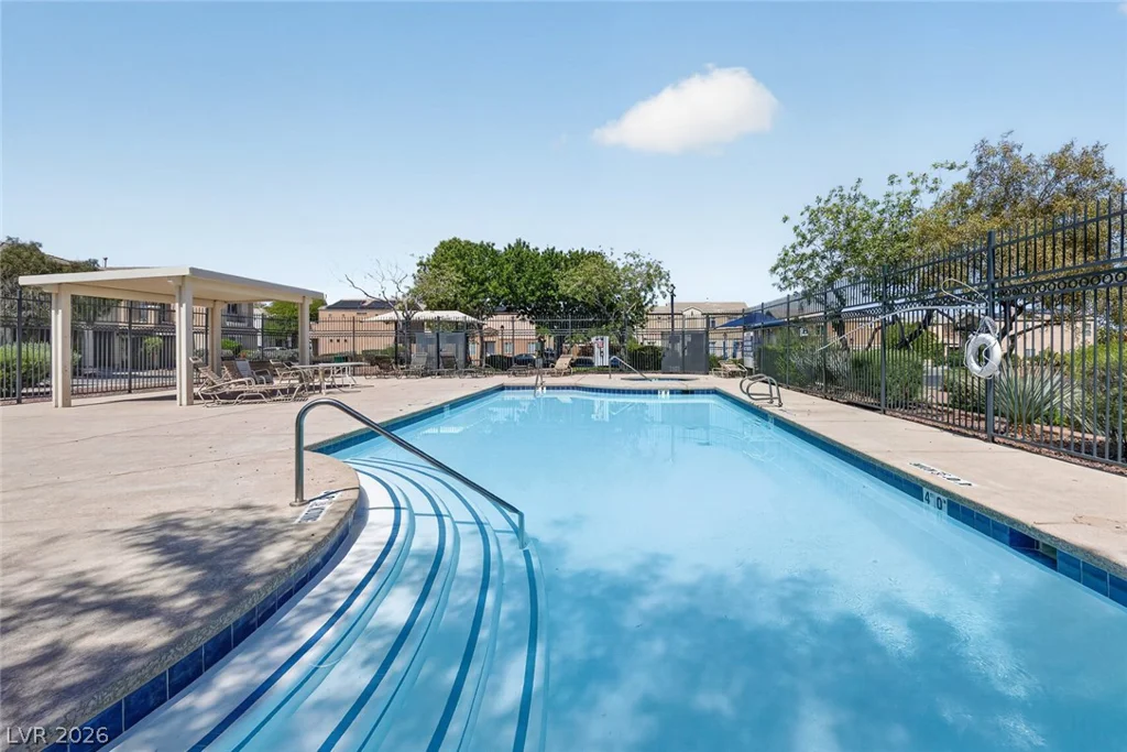 6924 Dancing Cloud, Henderson, NV 89011