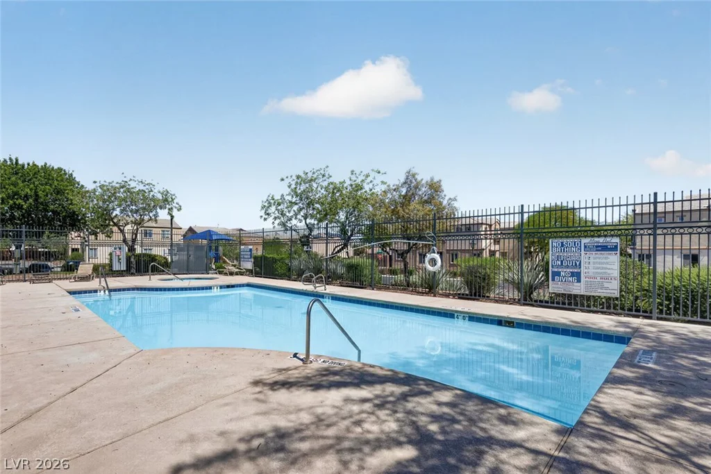 6924 Dancing Cloud, Henderson, NV 89011