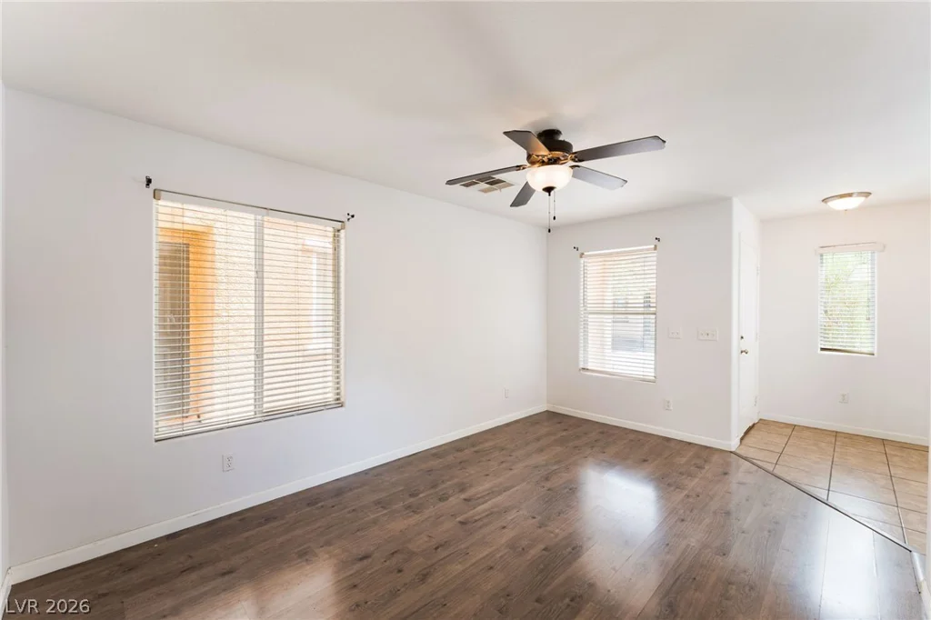6924 Dancing Cloud, Henderson, NV 89011