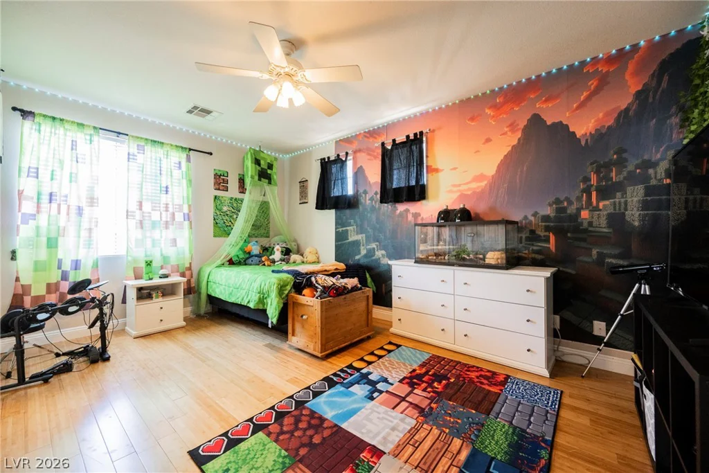 8121 Bear Clan, Las Vegas, NV 89131