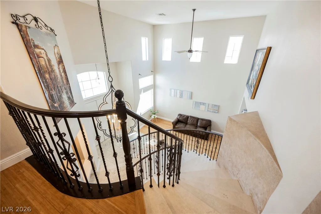 8121 Bear Clan, Las Vegas, NV 89131