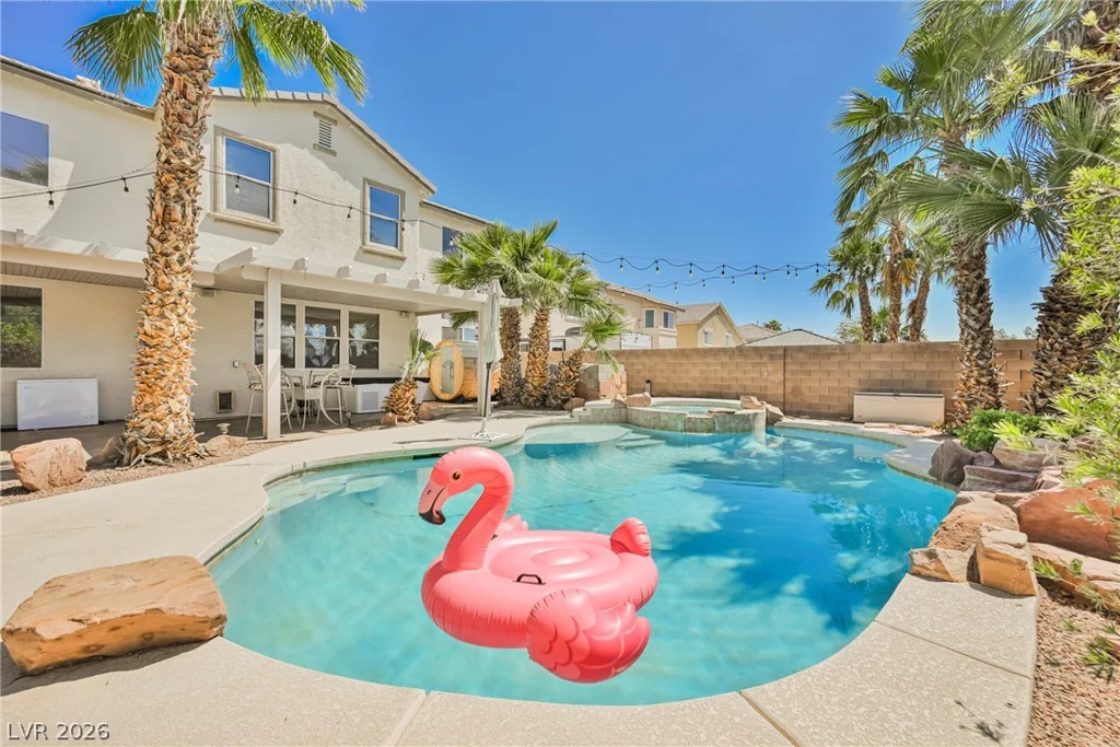 8121 Bear Clan, Las Vegas, NV 89131