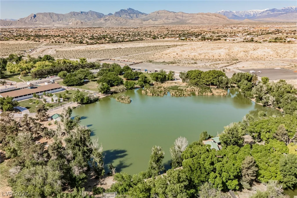 8121 Bear Clan, Las Vegas, NV 89131