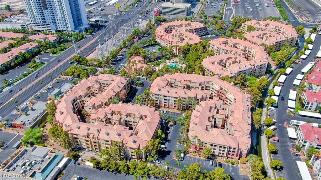 210 Flamingo, Las Vegas, NV 89169