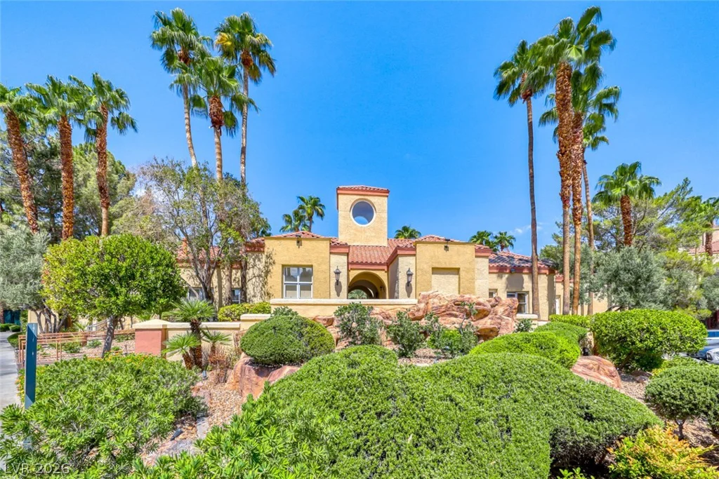 210 Flamingo, Las Vegas, NV 89169