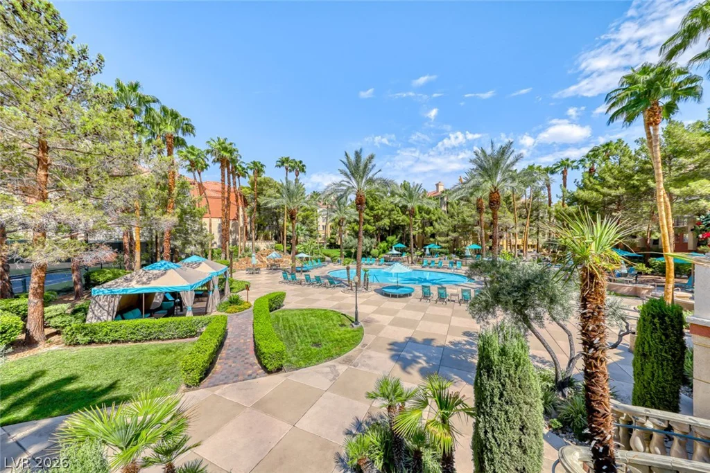 210 Flamingo, Las Vegas, NV 89169