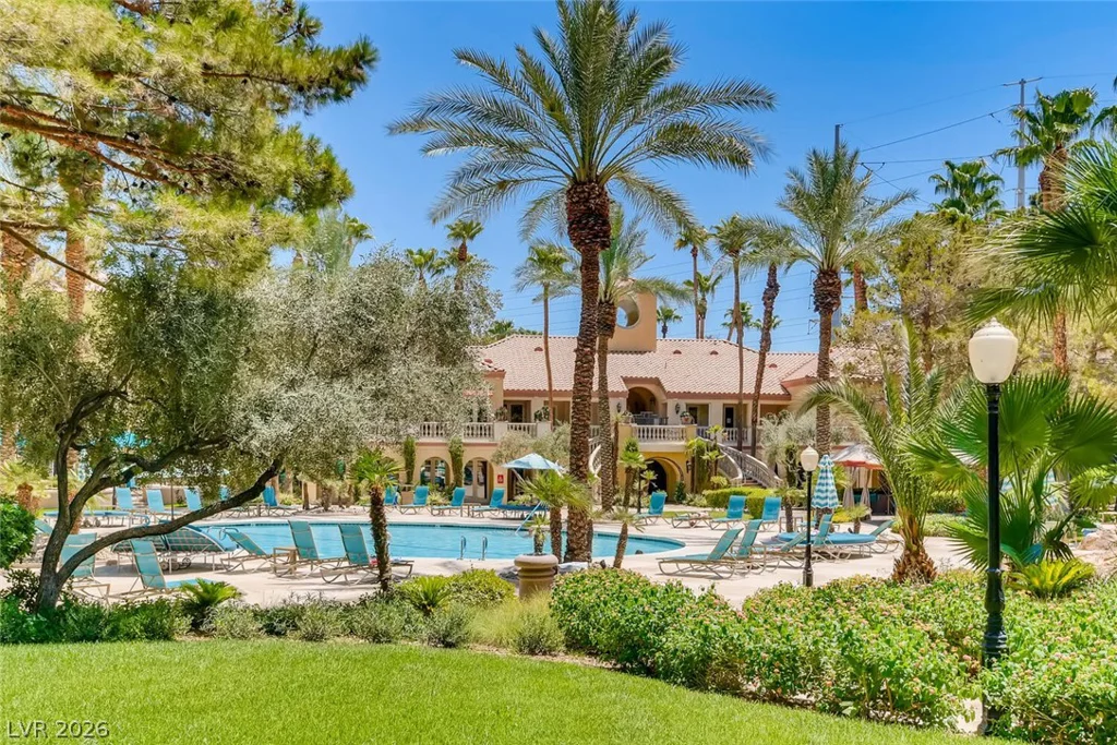 210 Flamingo, Las Vegas, NV 89169
