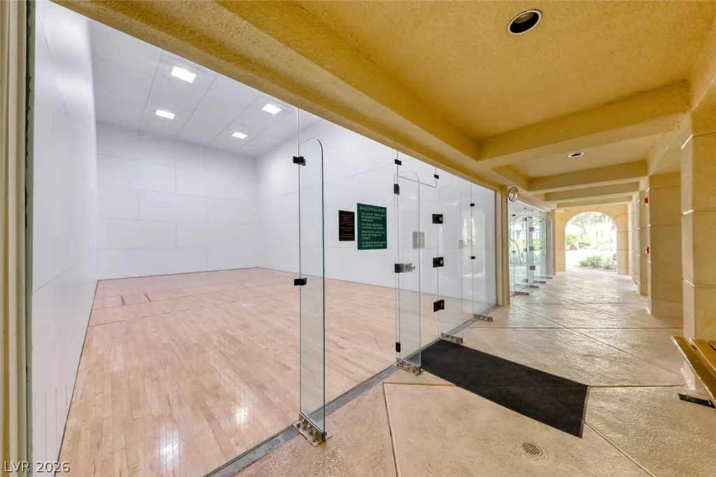 210 Flamingo, Las Vegas, NV 89169