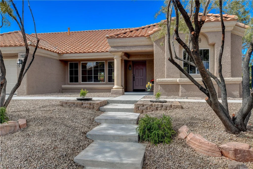 9800 Rosamond, Las Vegas, NV 89134