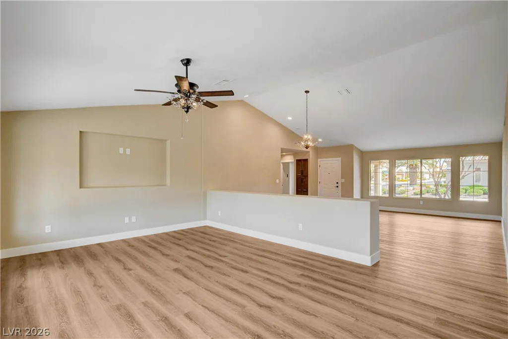 9800 Rosamond, Las Vegas, NV 89134