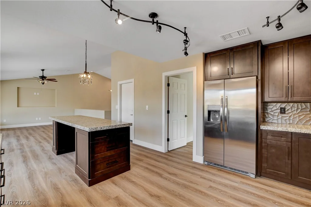 9800 Rosamond, Las Vegas, NV 89134