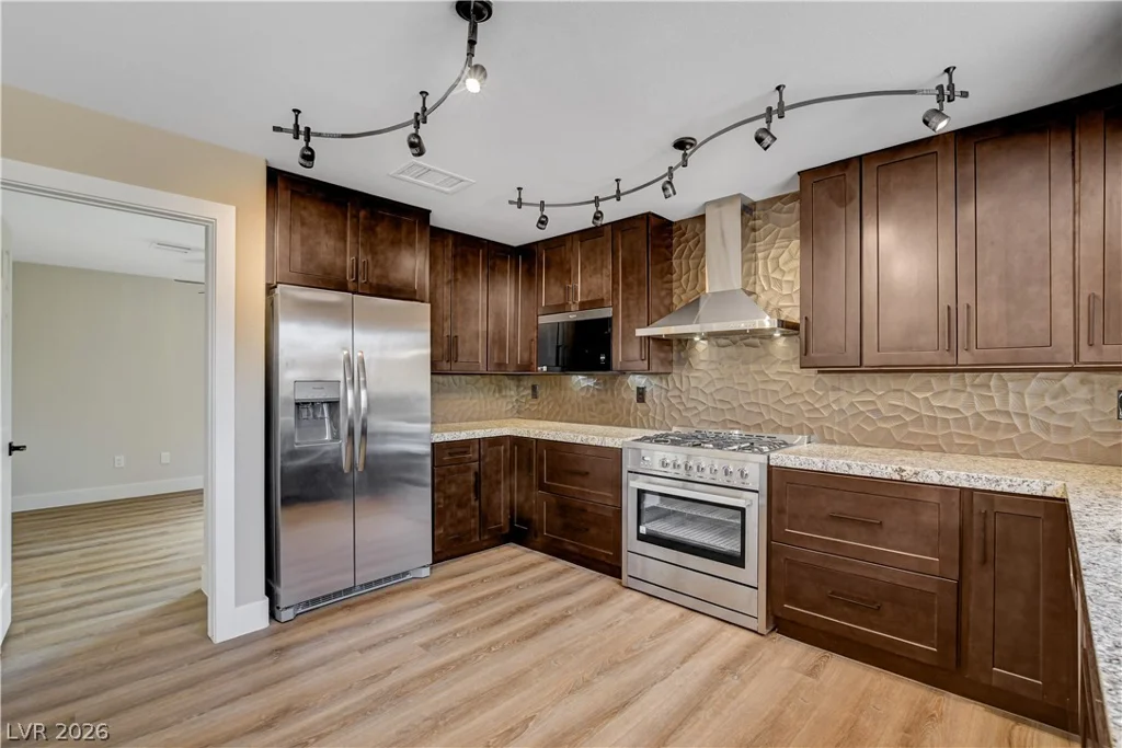 9800 Rosamond, Las Vegas, NV 89134