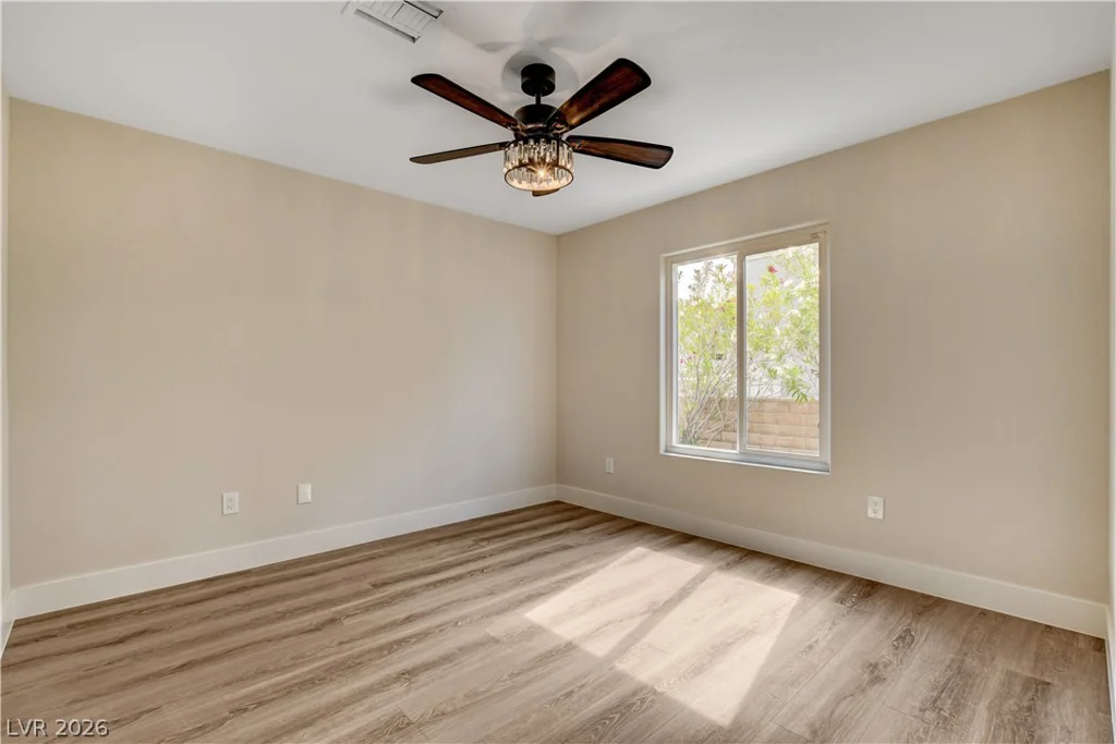 9800 Rosamond, Las Vegas, NV 89134