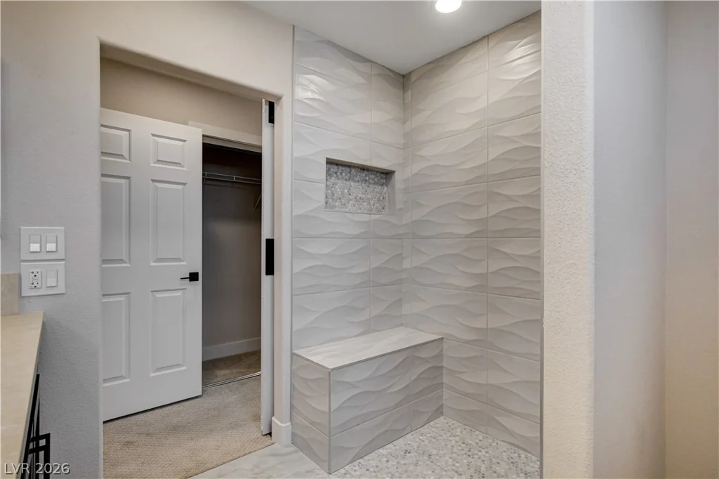 9800 Rosamond, Las Vegas, NV 89134