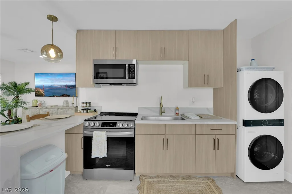 1934 Stanford, North Las Vegas, NV 89030