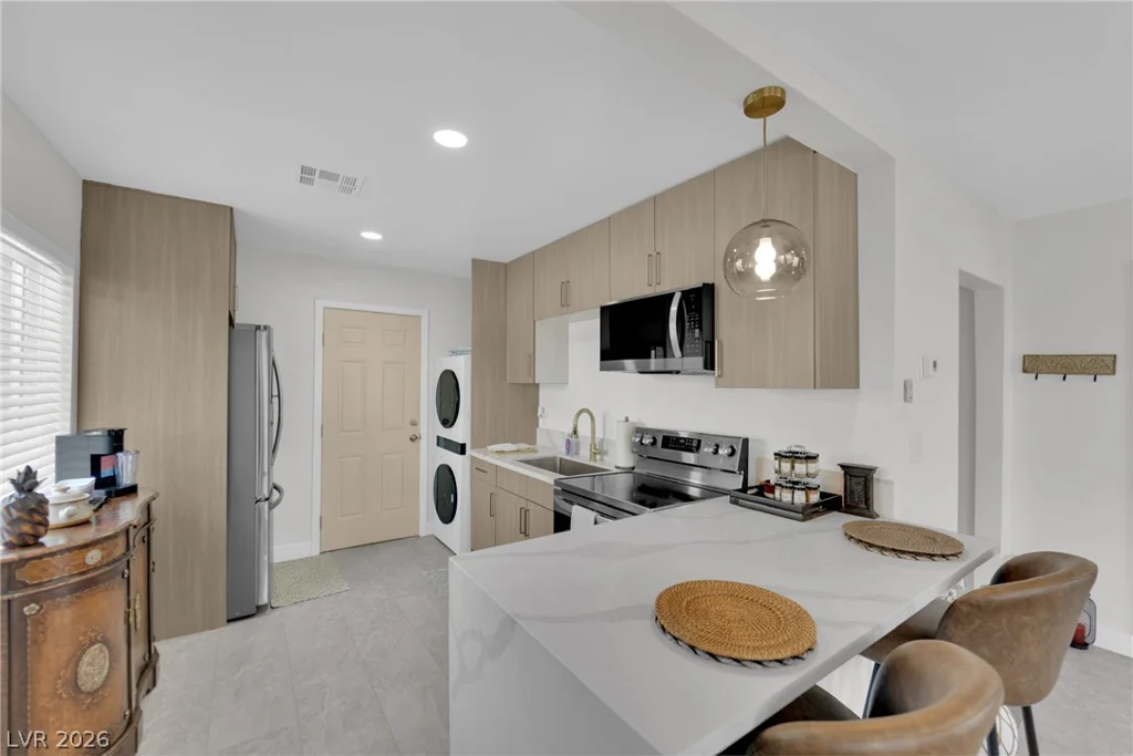 1934 Stanford, North Las Vegas, NV 89030