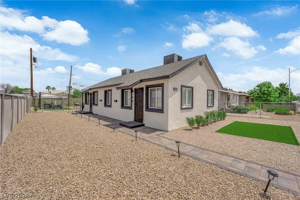 1934 Stanford, North Las Vegas, NV 89030