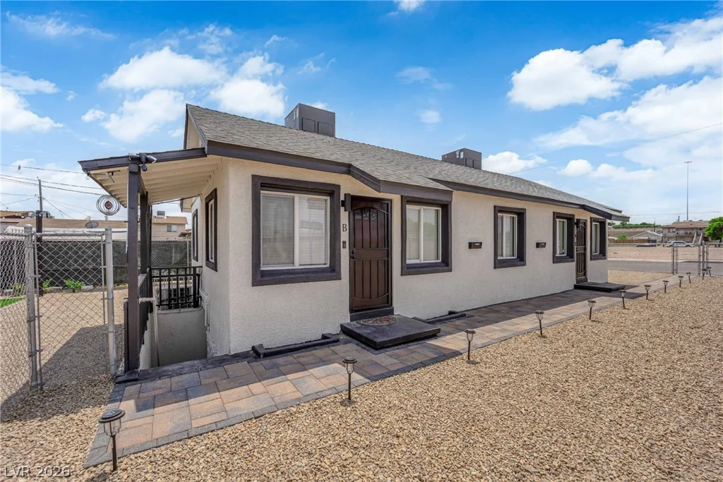 1934 Stanford, North Las Vegas, NV 89030