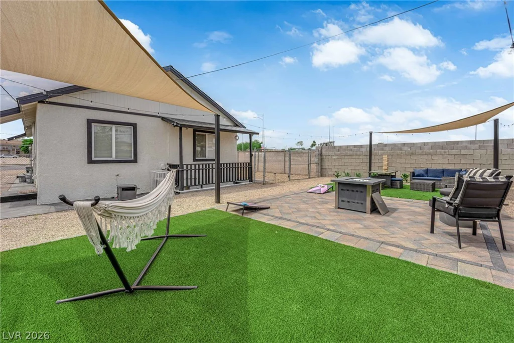 1934 Stanford, North Las Vegas, NV 89030
