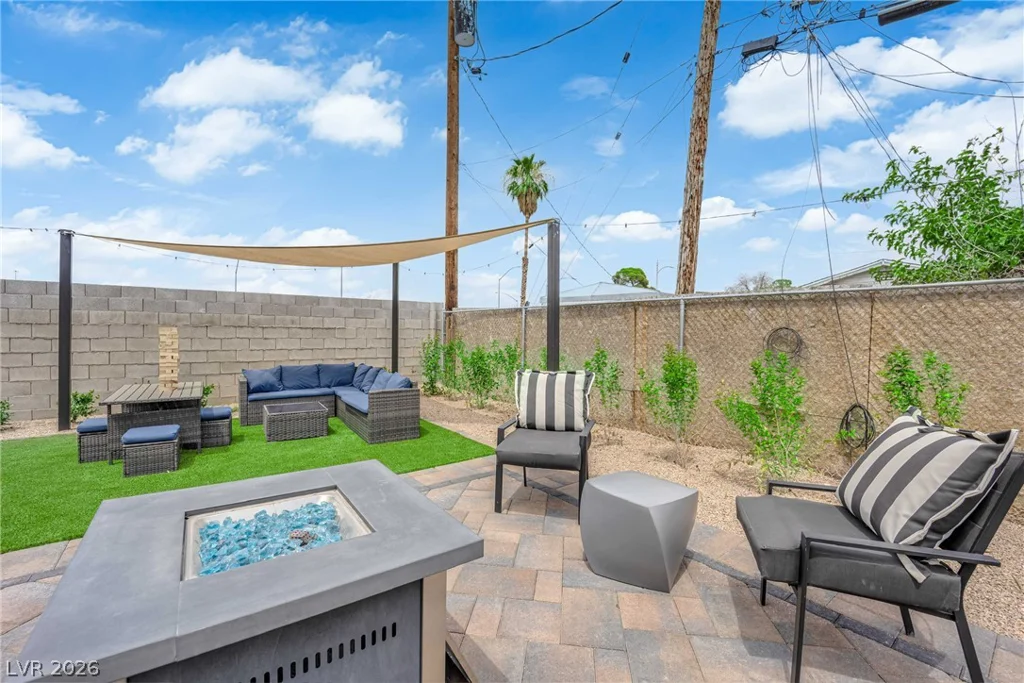 1934 Stanford, North Las Vegas, NV 89030