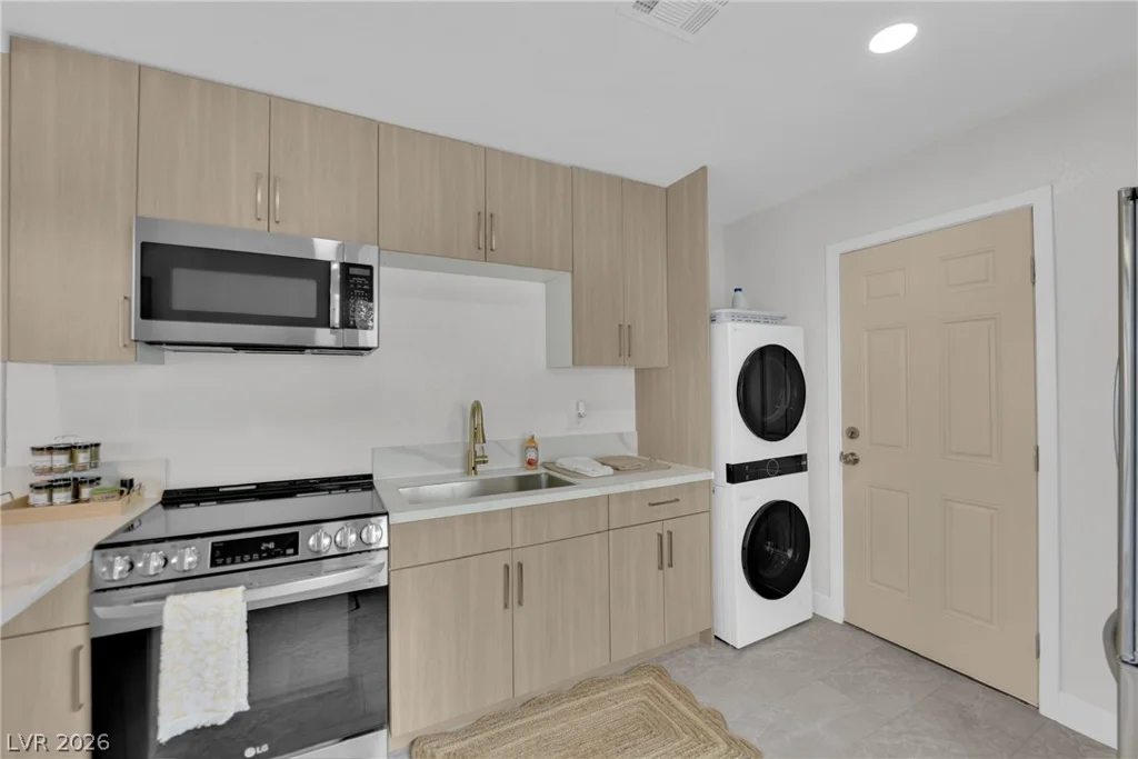 1934 Stanford, North Las Vegas, NV 89030