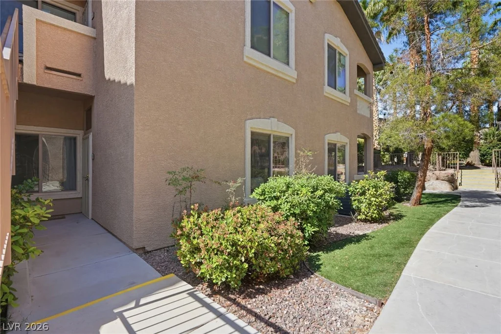 8985 Durango, Las Vegas, NV 89113