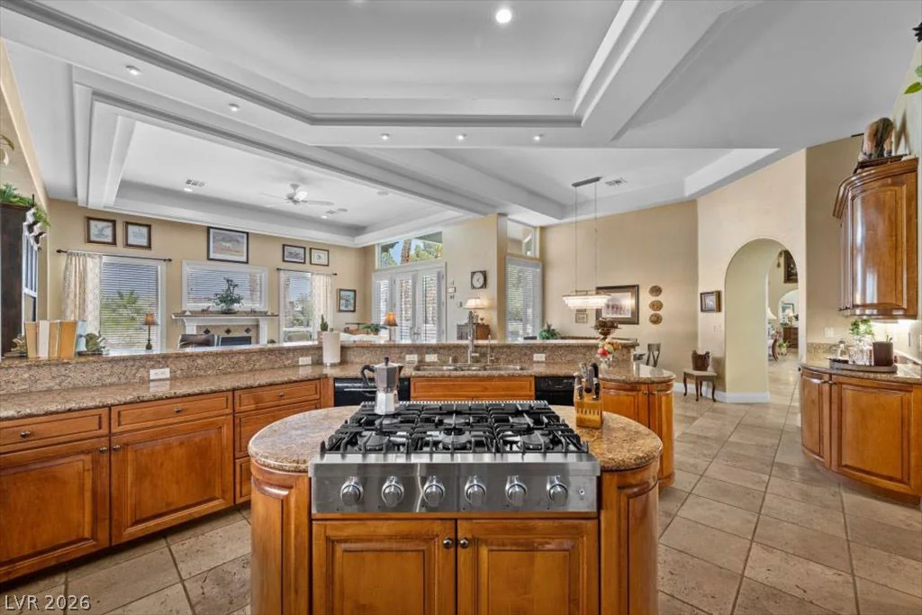 1400 Casa Del Rey, Las Vegas, NV 89117
