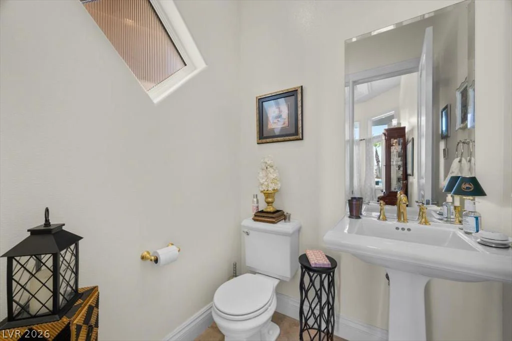1400 Casa Del Rey, Las Vegas, NV 89117