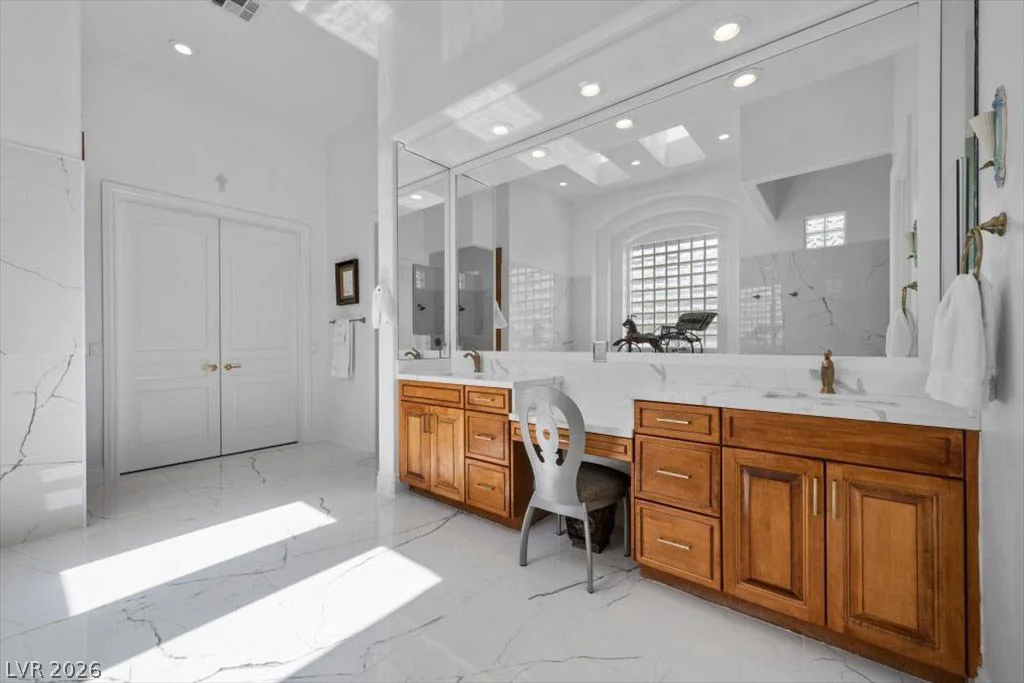 1400 Casa Del Rey, Las Vegas, NV 89117