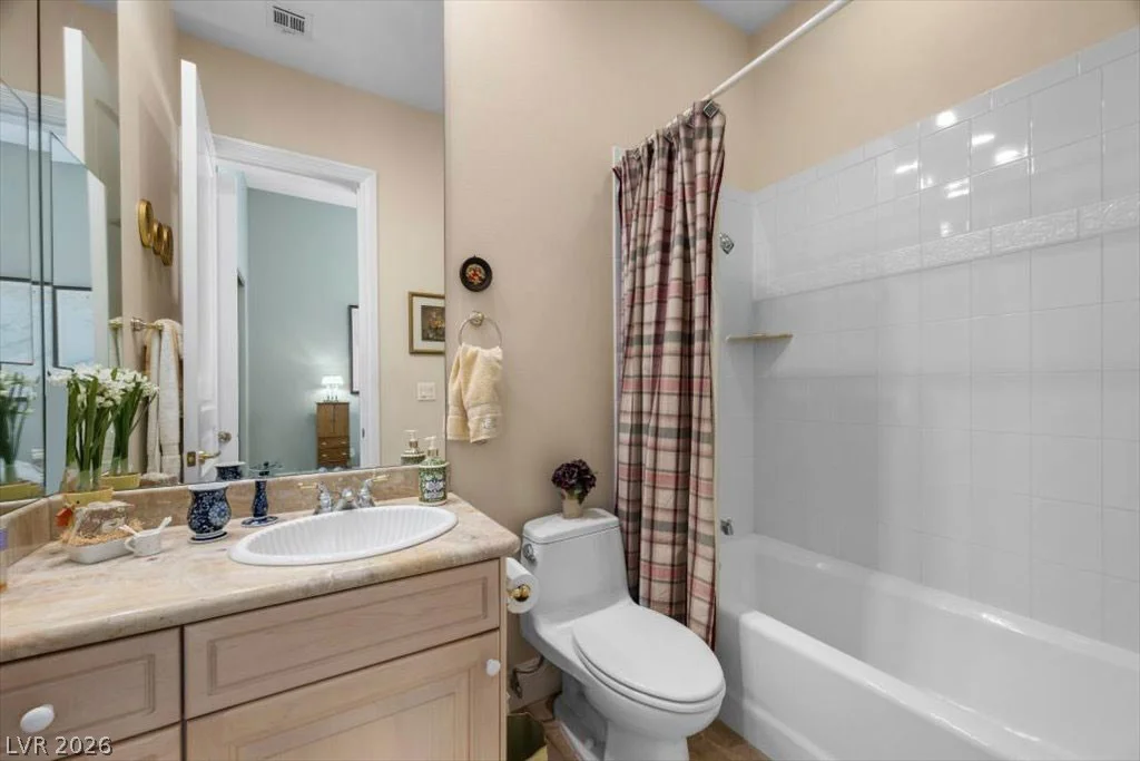 1400 Casa Del Rey, Las Vegas, NV 89117