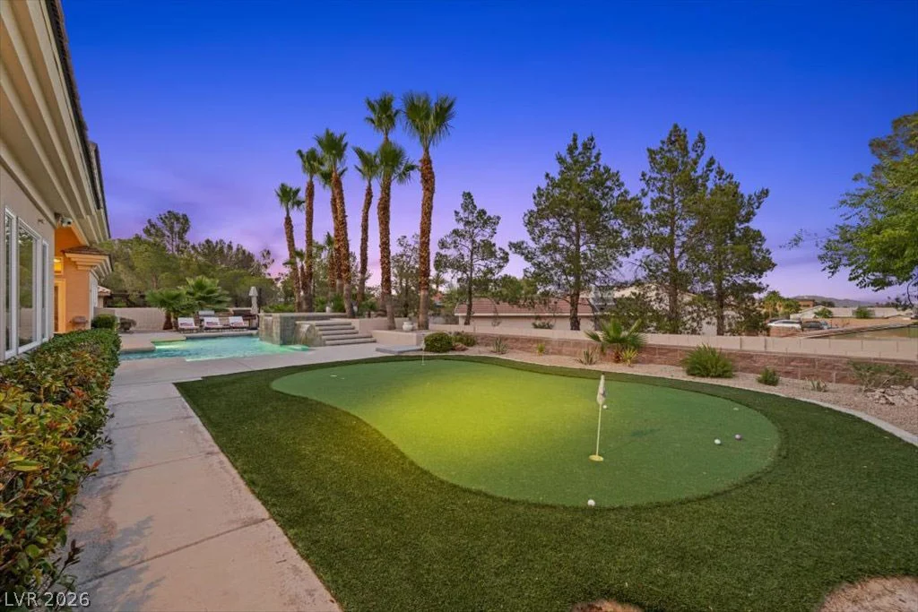 1400 Casa Del Rey, Las Vegas, NV 89117