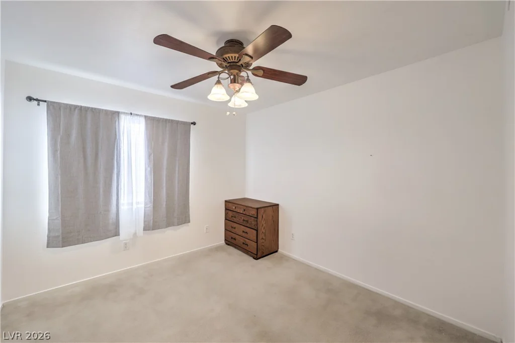 1826 Night Shadow, North Las Vegas, NV 89031