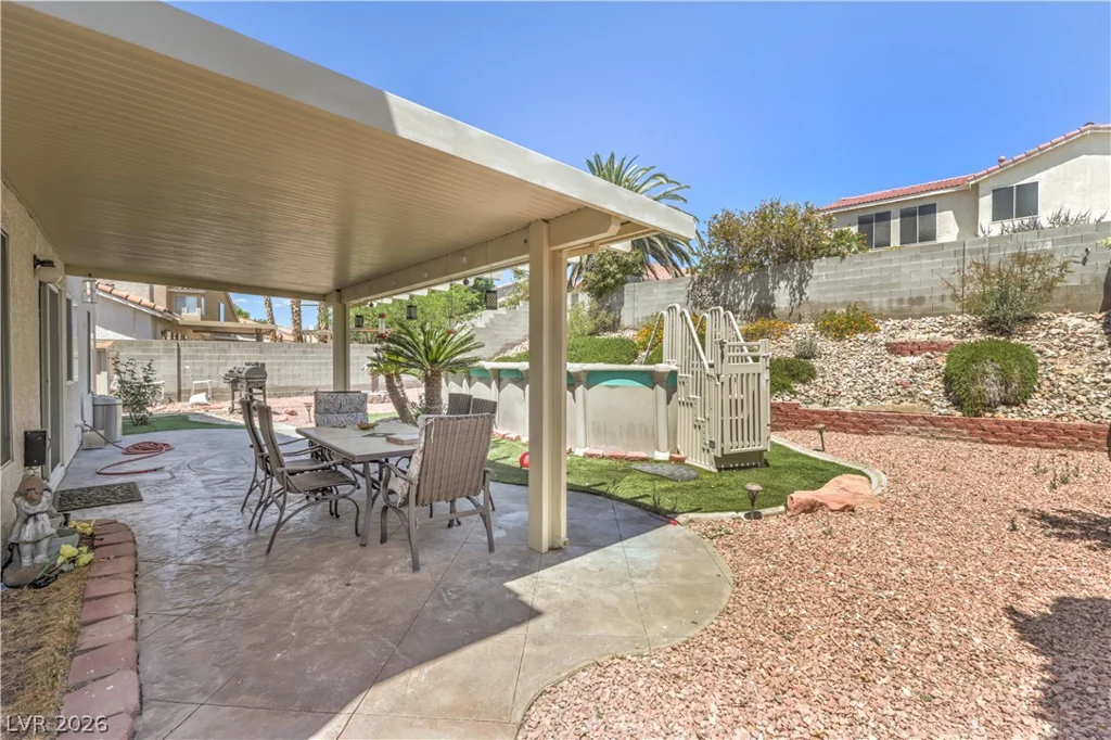 1826 Night Shadow, North Las Vegas, NV 89031