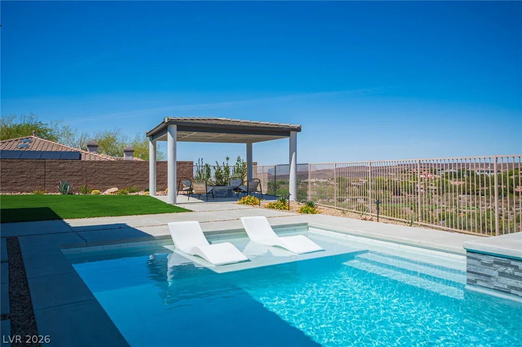 18 Brookridge, Henderson, NV 89052