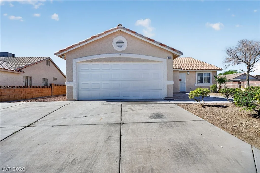 1929 Rose Coral, Las Vegas, NV 89106