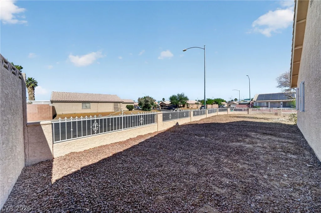 1929 Rose Coral, Las Vegas, NV 89106