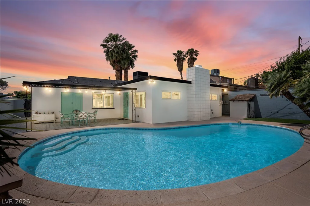 1705 Hassett, Las Vegas, NV 89104