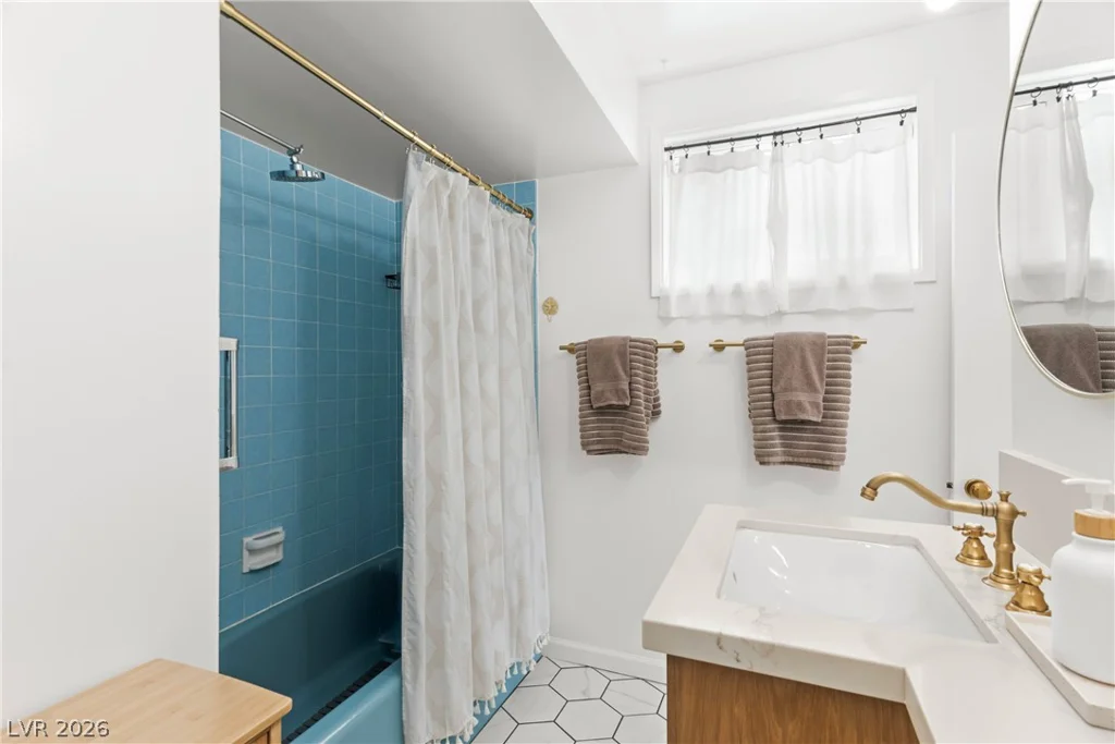 1705 Hassett, Las Vegas, NV 89104