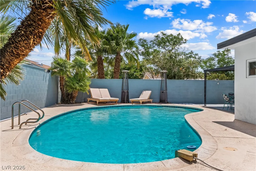 1705 Hassett, Las Vegas, NV 89104