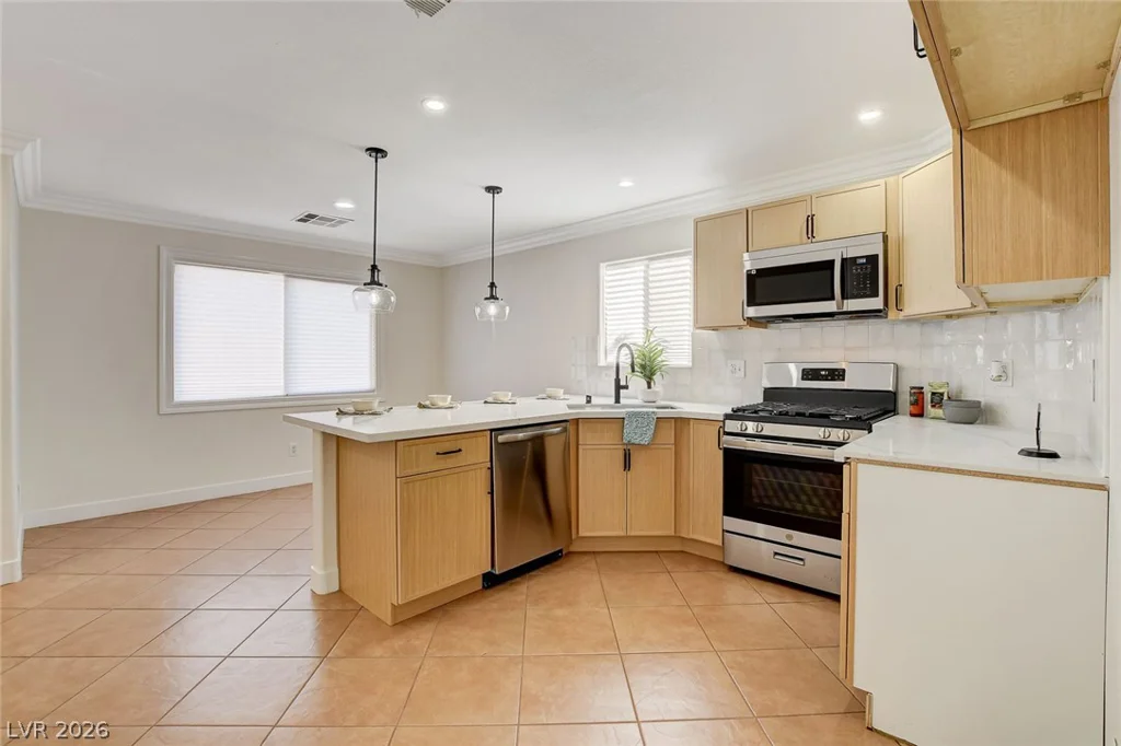 1906 Ona Marie, North Las Vegas, NV 89032